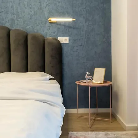 Апартаменты Luxury Premium One Bedroom North Area